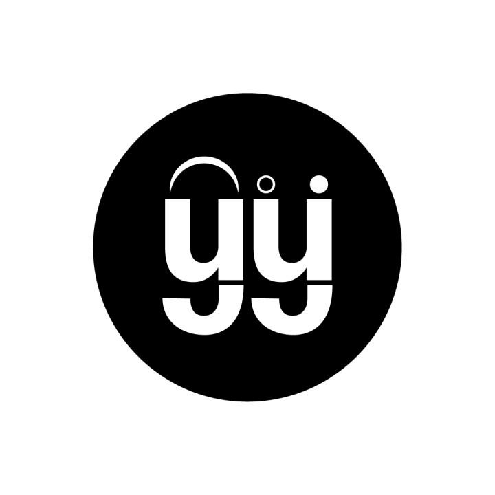 
YY
