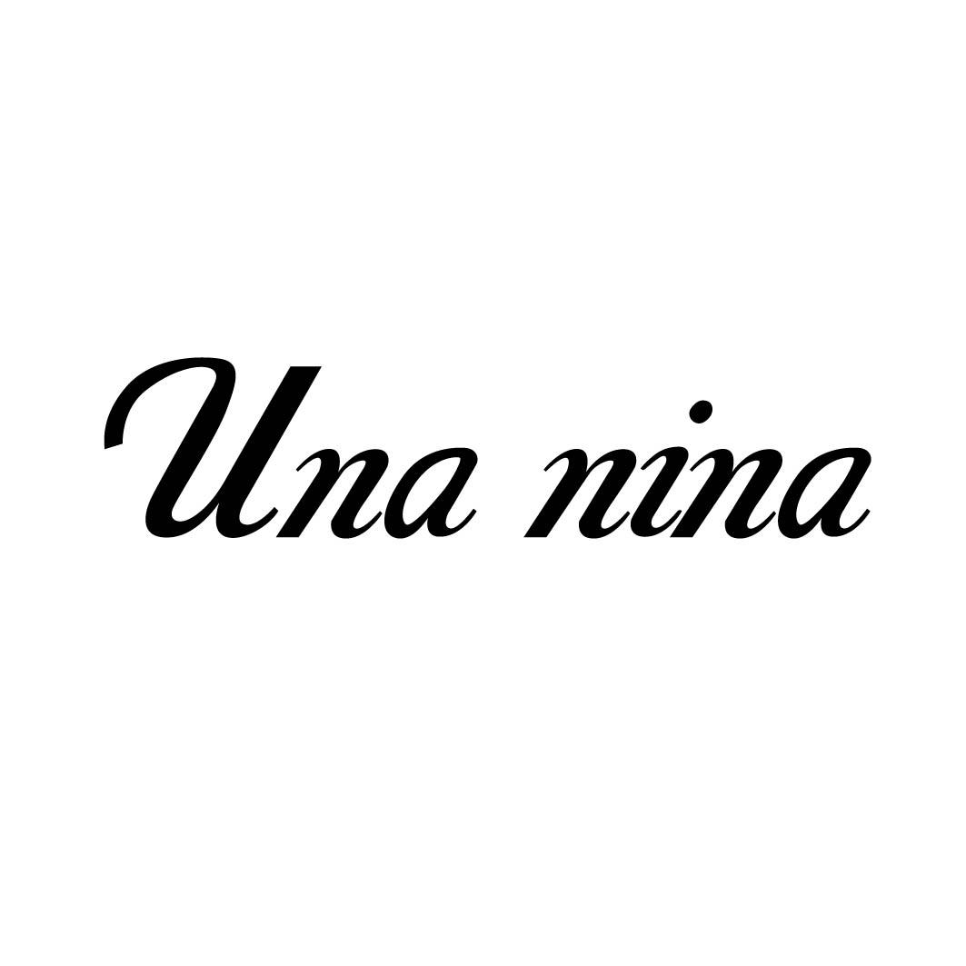 UNA NINA